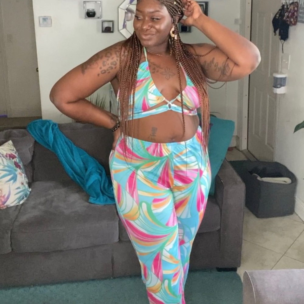 Two piece set